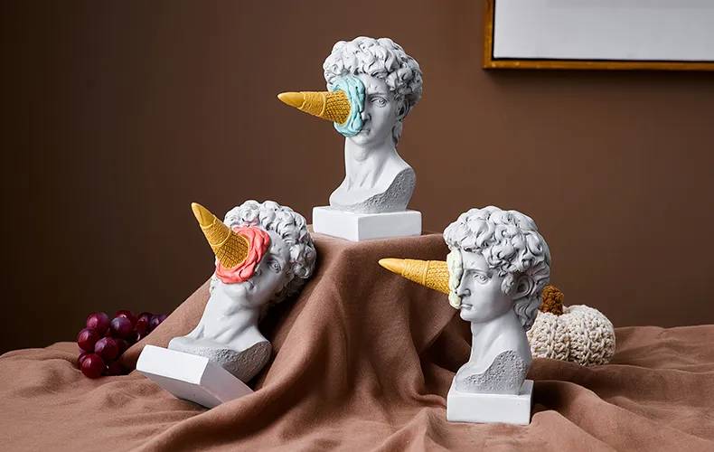 Enrich your home with our trio of Ice Cream Smashed Face Statues of David, a harmonious blend of classical art and playful design, set against a luxurious backdrop.